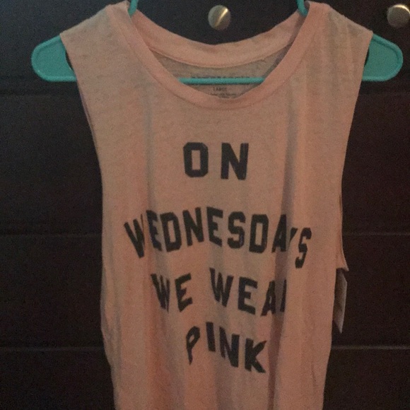 On Wednesdays We Wear Pink size large tanktop - Picture 1 of 1